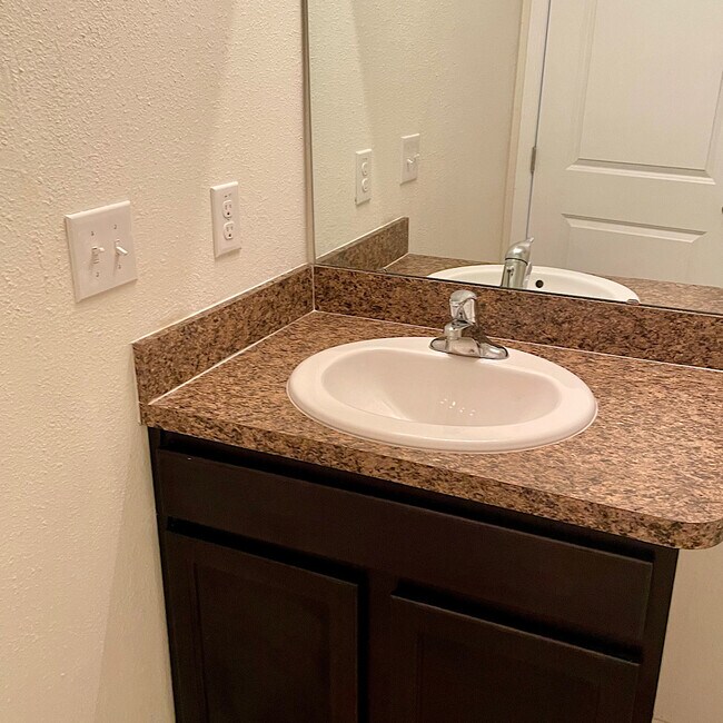 2nd Bathroom - 31027 Summer Sun Lp