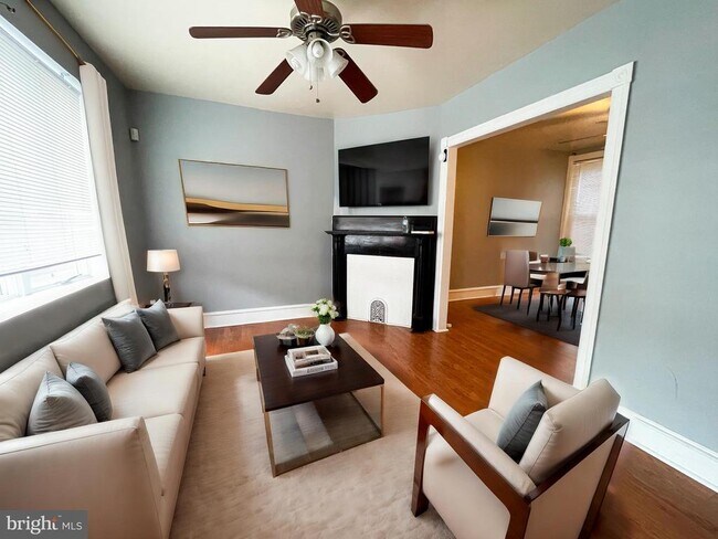 Foto del edificio - 4144 N Darien St
