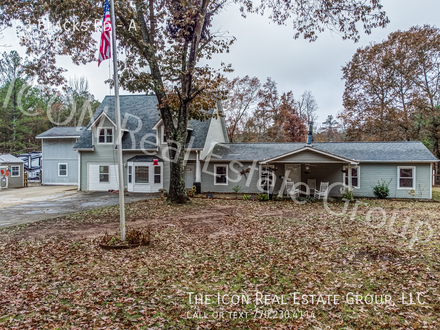 Primary Photo - 2/1 duplex in the country