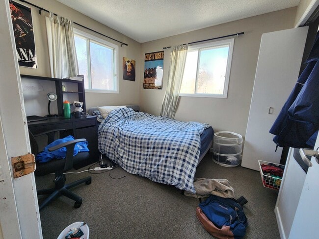 Building Photo - 46 Collingwood St