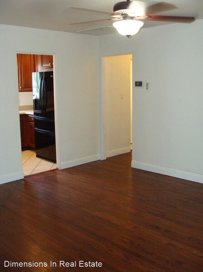 Building Photo - 2 br, 1.5 bath House - 2181 Charles Way