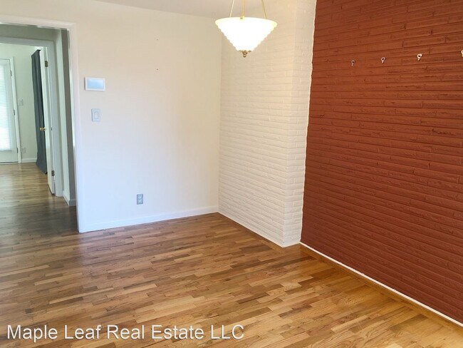 Foto del edificio - 3 br, 2 bath House - 2621 25th Ave. W,