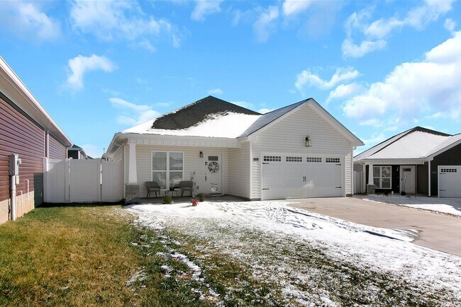 Foto del edificio - 110 War Admiral Ct