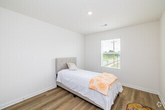 Interior Photo - Flyway Meadows
