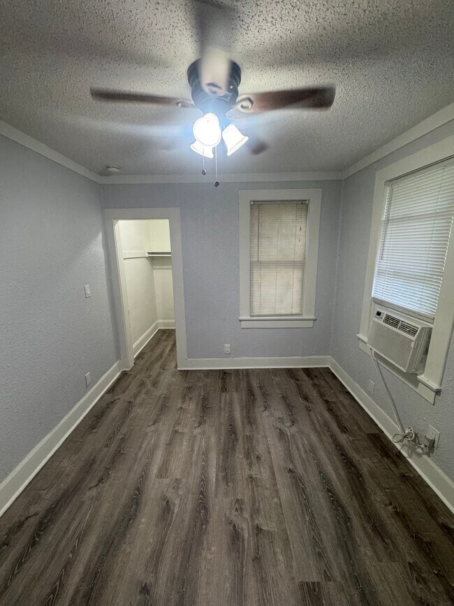 Foto del edificio - 321 W Patterson St
