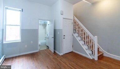 Building Photo - 2219 N 16th St