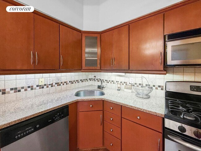 Foto del edificio - 560 7th Ave