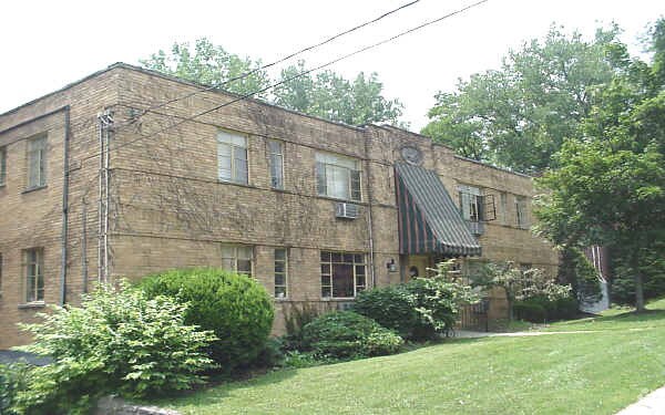 Building Photo - 4050-4056 Reading Rd