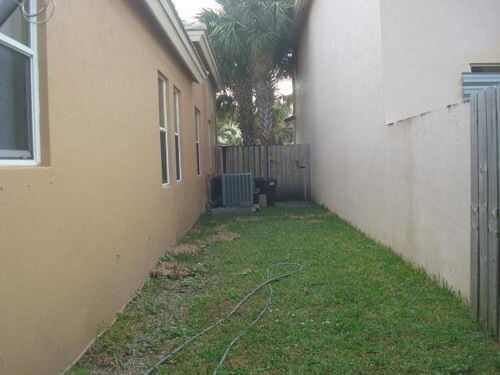 Foto del edificio - 4103 Plumbago Pl