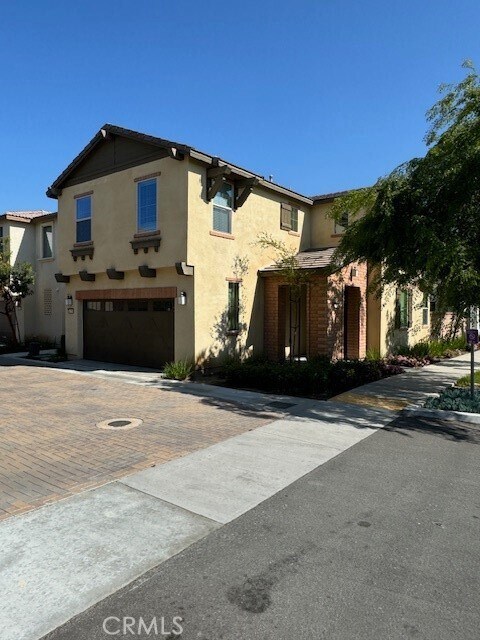 Primary Photo - 30358 Village Knoll Dr