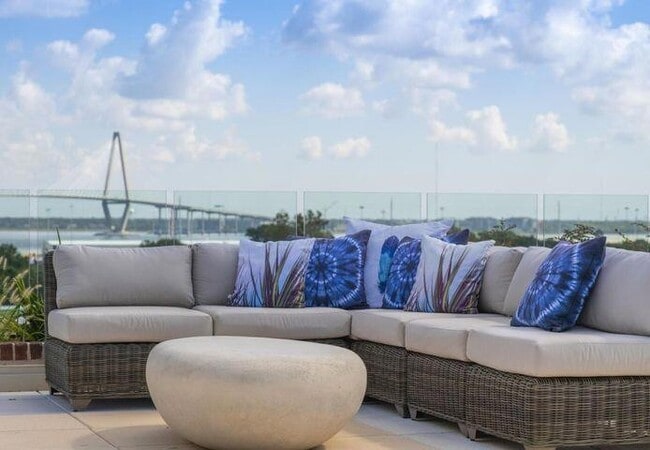 Building Photo - 128 Columbus St