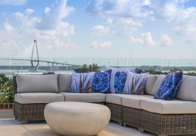 Foto del edificio - 128 Columbus St