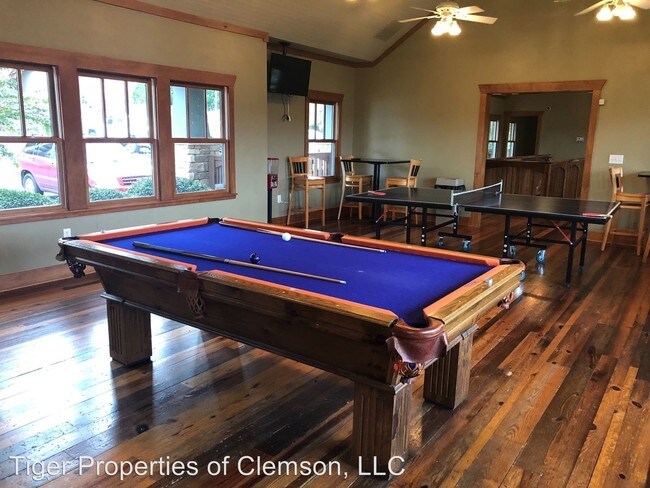 Foto del edificio - 4 br, 4 bath Apartment - 1012 Harts Cove Way