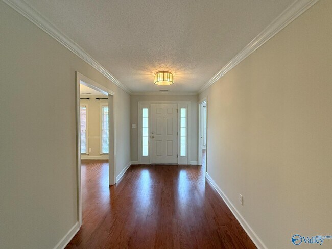 Foto del edificio - 238 Pebble Brook Dr