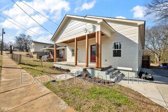 Building Photo - 1720 34th Pl N