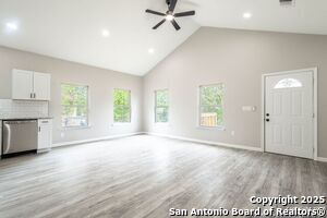 Foto del edificio - 908 Plum St