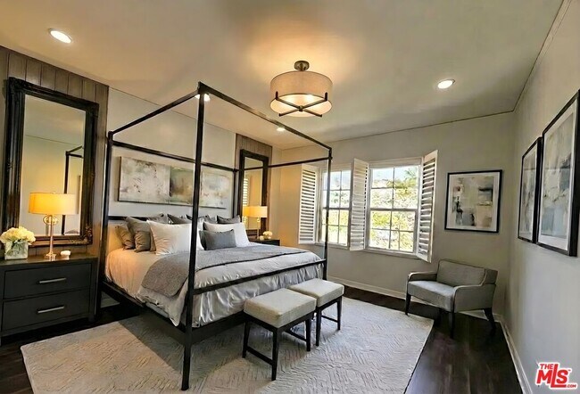 Foto del edificio - 6110 Scenic Ave