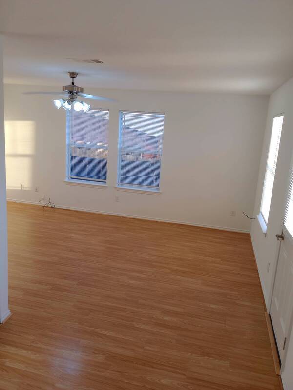 Foto del edificio - 720 Claremont Pkwy