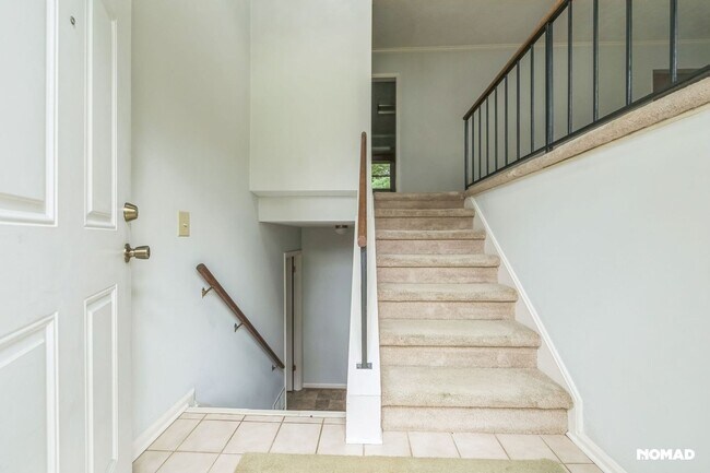 Foto del edificio - 16 Brushwood Rd