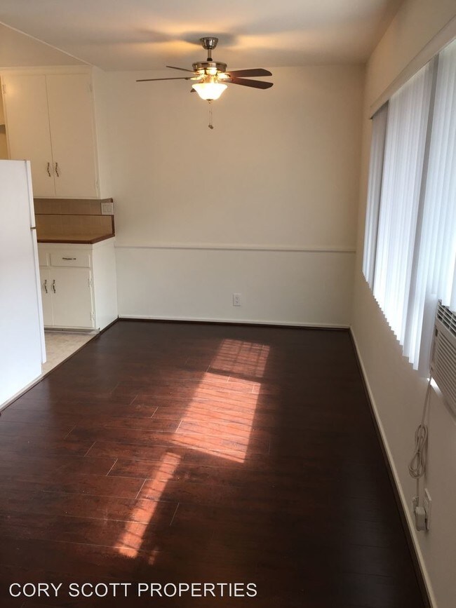 Foto del edificio - 1042 N Stanley Ave