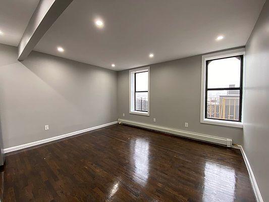 Foto principal - 2 bedroom in BRONX NY 10453