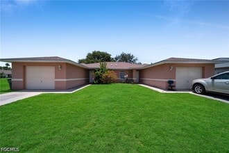 Building Photo - 3738 Santa Barbara Blvd S