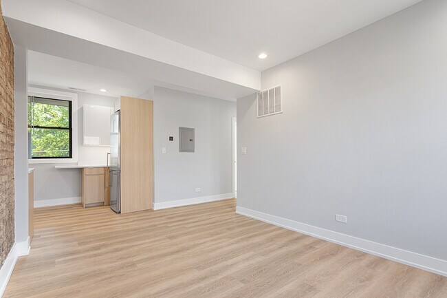 Foto del edificio - 1550 W Juneway Terrace