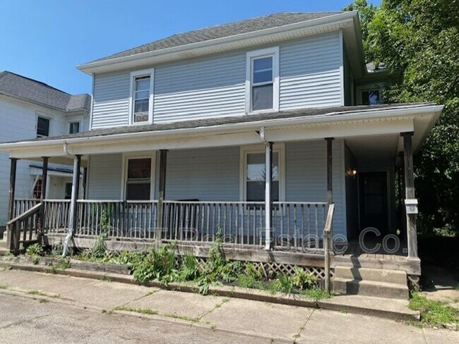 Foto del edificio - 612/614 Cedar St