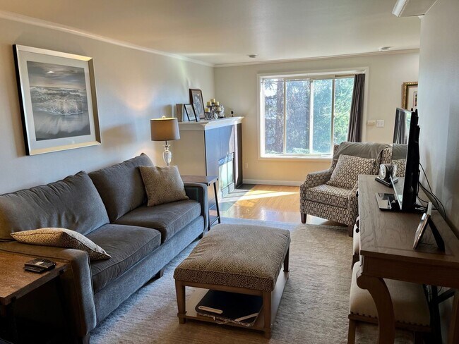 Foto del edificio - Queen Anne Townhome