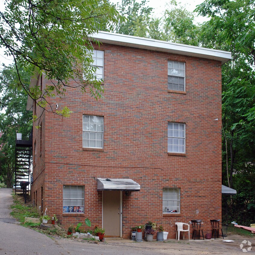 Building Photo - 552 E Jones St