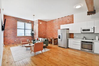 Building Photo - The Mercantile