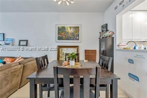 Foto del edificio - 440 Paradise Isle Blvd