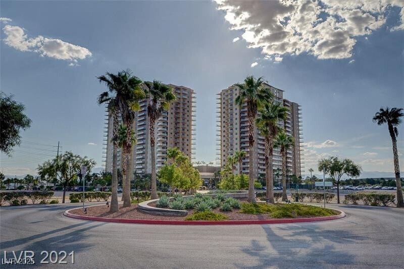 Foto principal - 8255 S Las Vegas Blvd