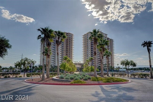 Building Photo - 8255 S Las Vegas Blvd