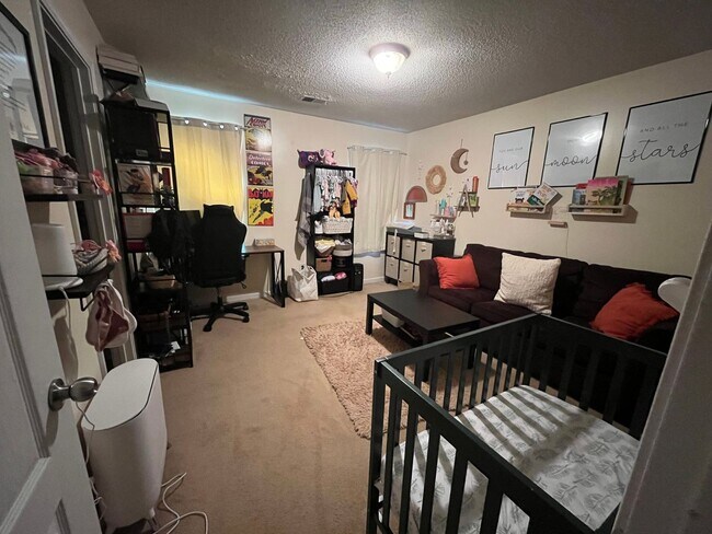 Foto del edificio - 2 Bedroom Townhome in Atlanta