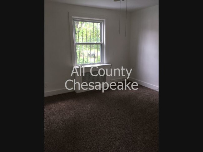 Foto del edificio - 1347 Taylor Ave