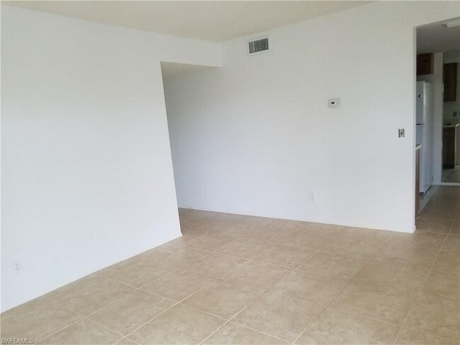 Building Photo - 3625 Boca Ciega Dr