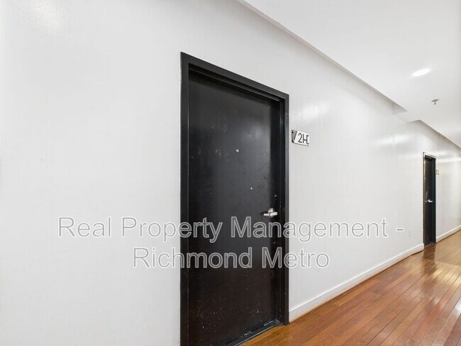 Building Photo - 15 N 18th St