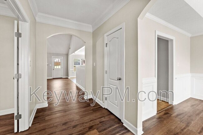 Foto del edificio - 4523 Frank Warren Dr