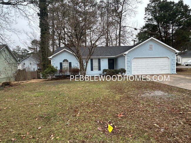 Building Photo - 2599 Candler Way SW