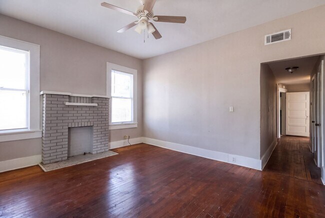 Foto del edificio - 628 Olive St