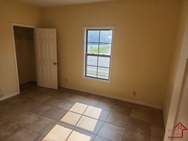 Foto del edificio - 1090 N Washington Ave