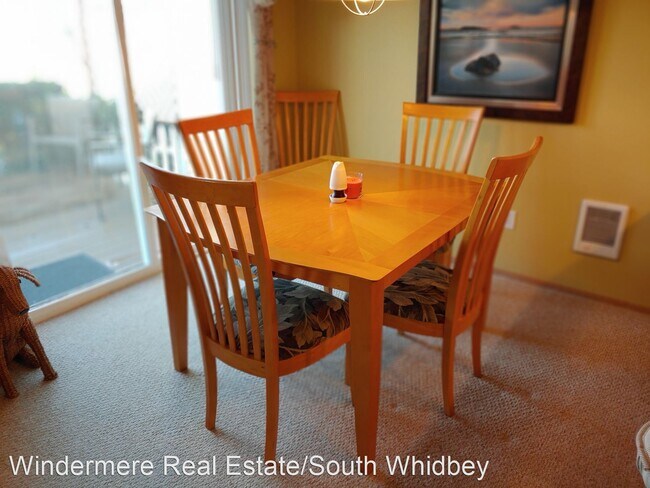 Building Photo - 2 br, 2 bath House - 208 NW Capstan Ct