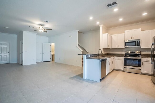 Building Photo - 30766 Veridian Wy