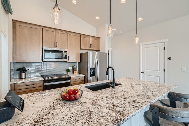 Kitchen - 8720 Wolf Valley Dr