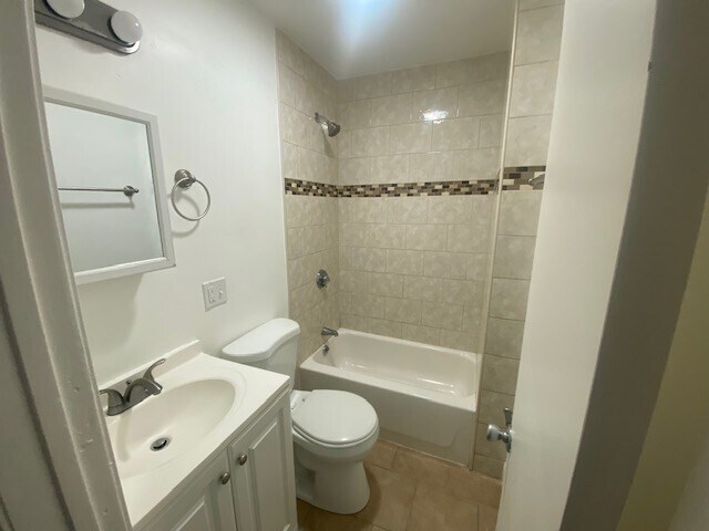 Foto del edificio - 176 Ferry St