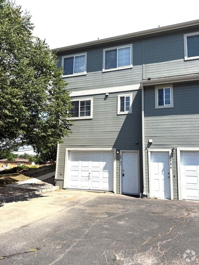 Building Photo - 8199 Welby Rd