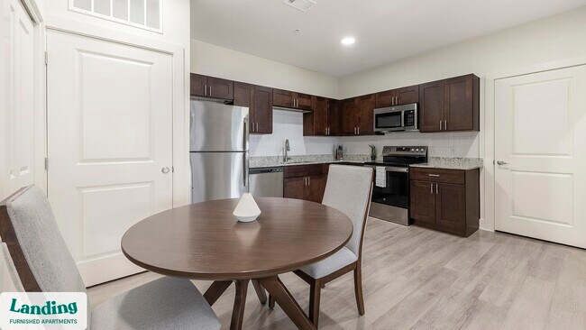 Foto del edificio - 2115 Windsor Blvd