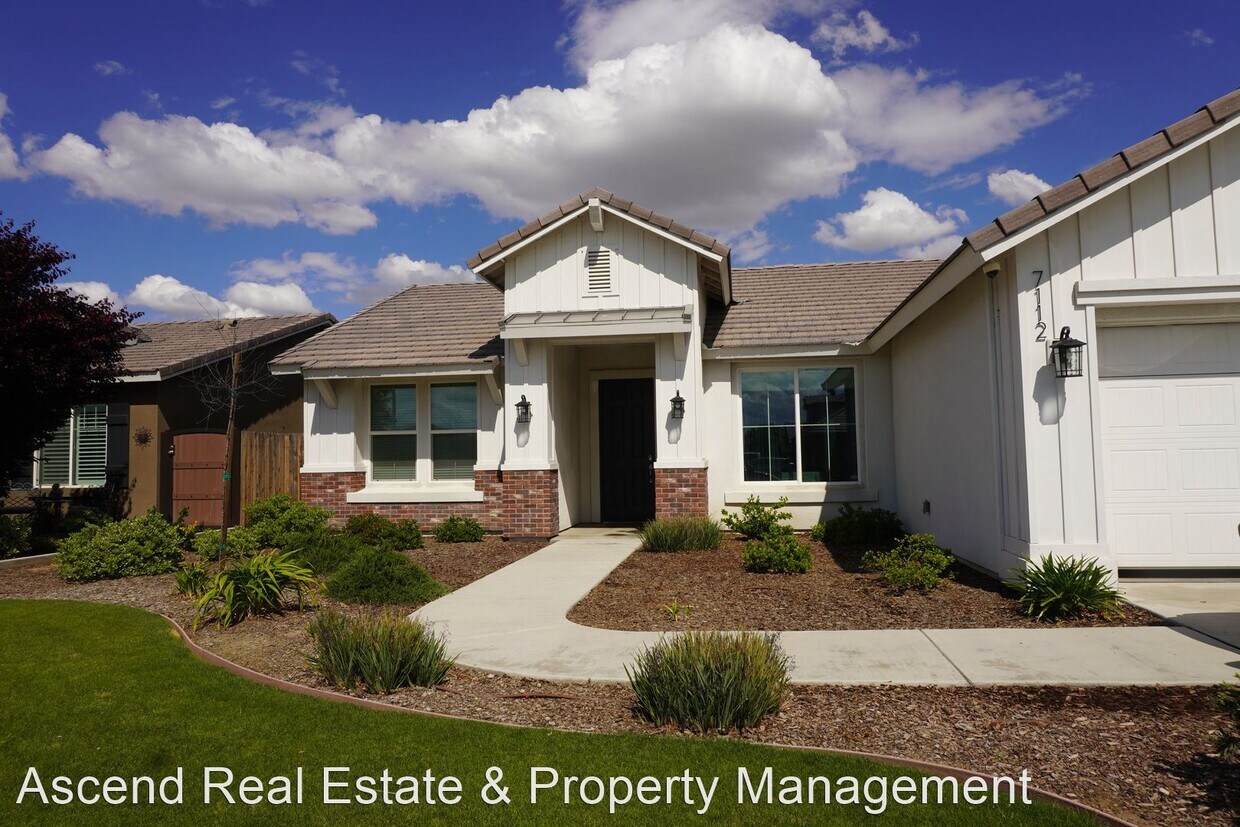 Foto principal - 3 br, 2 bath House - 7112 Bidwell Drive