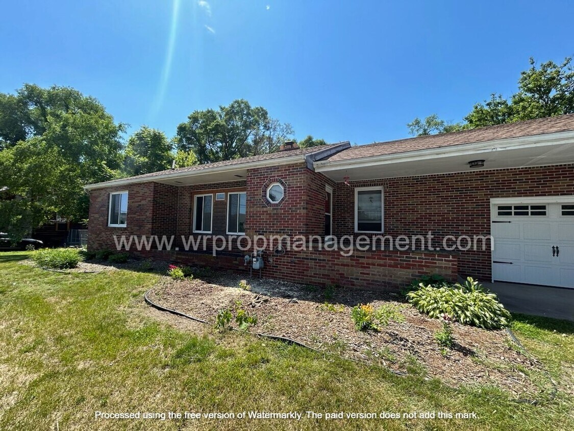Primary Photo - 3 bed 1 Bath Ranch in Bedford School District